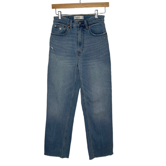 Abercrombie | Curve Love Ankle Straight Ultra High Rise Medium Raw Hem 2/26 - Picture 8 of 9